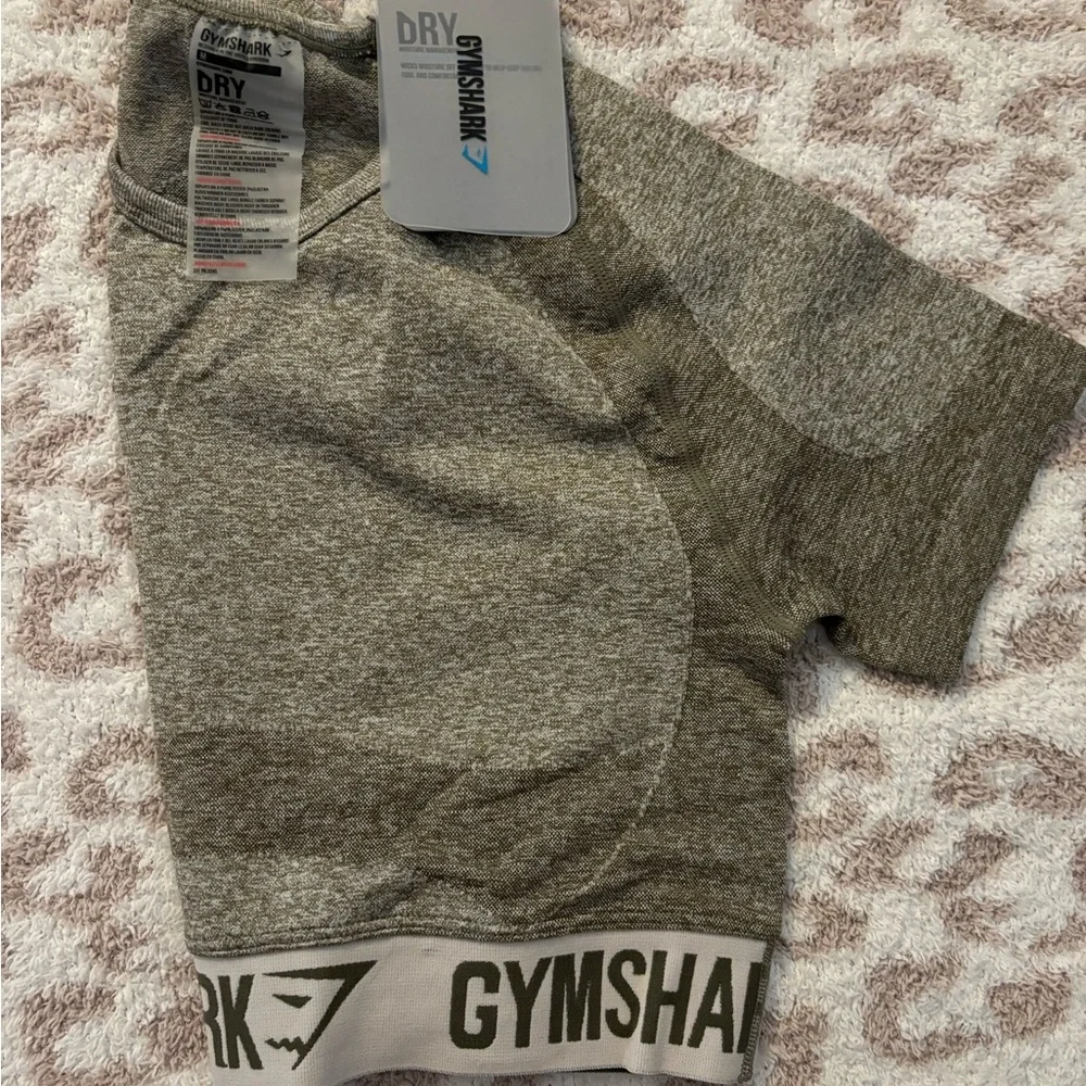 Gymshark Crop Top - Picture 5 of 7